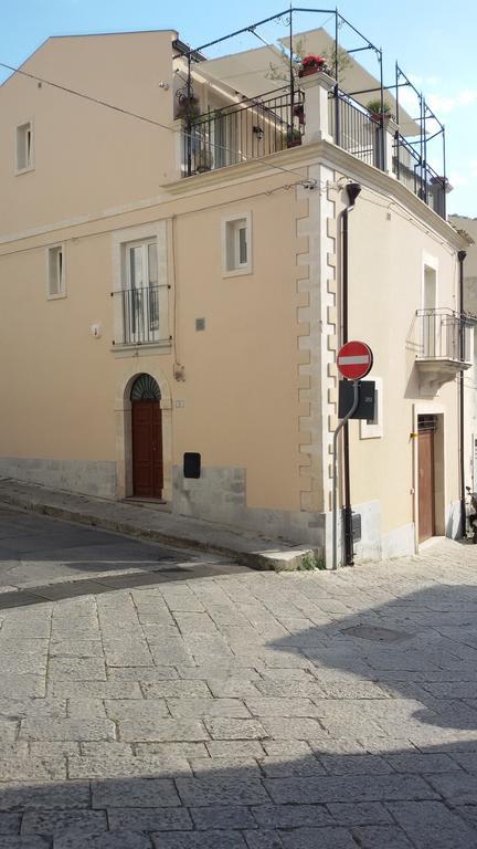 Casa Hybla Lägenhet Ragusa Exteriör bild